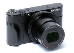 Báng cầm cho máy compact cao cấp nhất của Sony