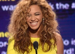 Beyonce - Nữ nghệ sỹ xuất sắc nhất tại BET 2012