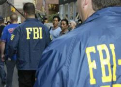 Bị bắn vì trộm "nhầm" xe của đặc vụ FBI