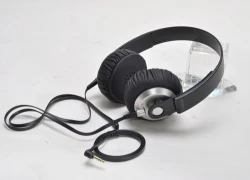 Đánh giá tai nghe Sony MDR-XB300