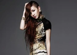 Dara (2NE1) tự tin hơn nhờ cạo nửa đầu