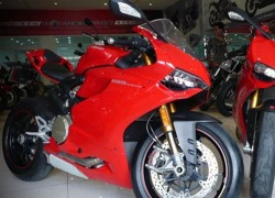 Diện kiến Ducati 1199 Panigale S tại Việt Nam