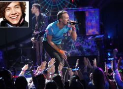 Harry Styles được Coldplay "đánh tiếng" trong concert