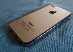 iPhone 5 ra mắt vào mùa thu tới?