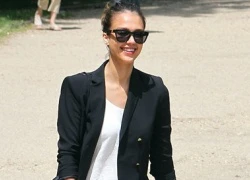 Jessica Alba duyên dáng và thanh lịch tại Paris