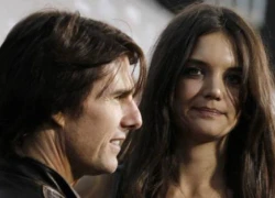 Katie Holmes quyết liệt chia tay để chấm dứt đau khổ