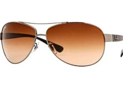 Kính Ray-Ban 2012 giảm 50%