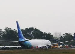 Máy bay Garuda Indonesia bị trượt khỏi đường băng