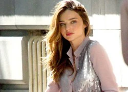 Miranda Kerr thay 7 bộ đồ trong một buổi sáng