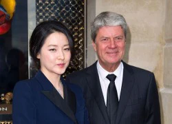 Nàng "Dae Jang Geum" - Lee Young Ae rạng ngời giữa Paris