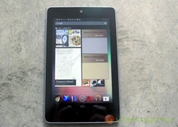 Nexus 7 không có phụ kiện bàn phím chính hãng