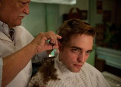 Robert Pattinson ngồi siêu xe đi hớt tóc