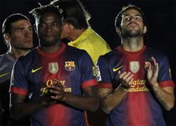 Alex Song bảnh bao ra mắt Barca