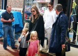 Gia đình Jolie-Pitt đi nghỉ tại Pháp