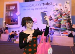 Hơn 5.000 cuốn sách đổi lấy Samsung Galaxy Tab 2 7.0 inch