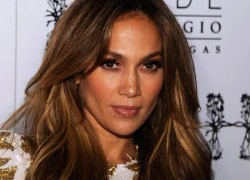 Jennifer Lopez bị tống tiền