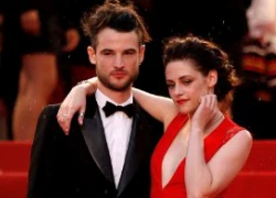 Kristen nhờ cậy bạn thân Robert làm lành