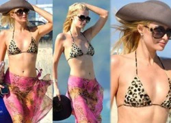 Paris Hilton khoe dáng hoàn hảo với bikini