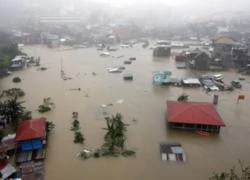 Philippines và Trung Quốc tiếp tục đối phó với bão Kai-Tak