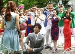 "Quý ông" Jang Dong Gun cầu hôn bằng flash mob