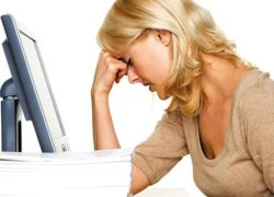 Rụng tóc: Dấu hiệu bị stress nặng