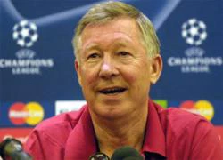 Sir Alex phủ nhận việc hưởng lợi từ nhà Glazer