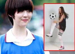 Sulli trổ tài đá bóng khiến con trai &#8220;lác mắt&#8221;