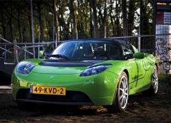 Tesla Roadster &#8211; ôtô điện của các trùm công nghệ