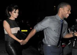 Ashley Cole dùng thủ đoạn níu kéo vợ cũ