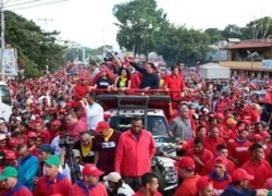 Bầu cử tại Venezuela: Ông Chavez vẫn chiếm ưu thế