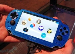 Cận cảnh Sony PlayStation Vita Sapphire Blue