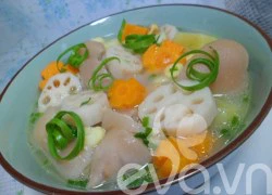 [Chế biến] - Canh củ sen móng giò