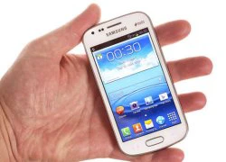 Galaxy S III cỡ nhỏ bản 2 SIM giá hơn 300 USD