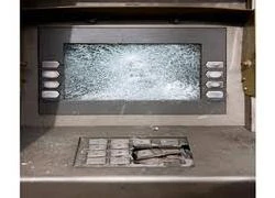 Hàng loạt cây ATM bị đốt cháy bí ẩn trong đêm