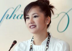 Hồng Nhung khen chồng khéo chăm con