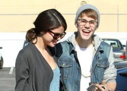 Justin thích hẹn hò Selena ở Disneyland