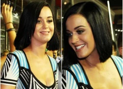 Katy Perry khoe đường cong và nổi loạn tại Singapore