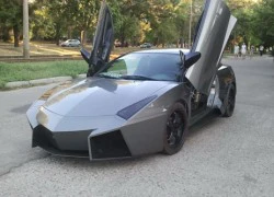 Lamborghini Reventon 'mang hồn' Mitsubishi Eclipse Coupe