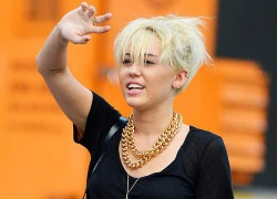 Miley Cyrus ẩu đả tại quán bar?