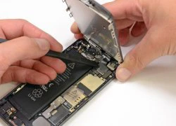 &#8216;Mổ xẻ&#8217; phần cứng của iPhone 5