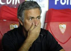 Mourinho 'đỡ đạn' cho các cầu thủ Real