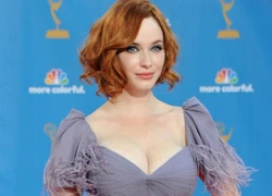 Nghẹt thở với gò bồng đảo của Christina Hendricks