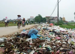 Rác đầy "nhà", chính quyền kêu khó!