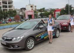 Roadshow 2012 làm náo động đường phố ở Hà Nội