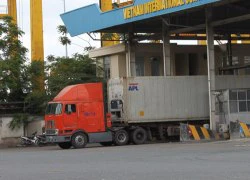 "Rút ruột" container ngày càng táo tợn