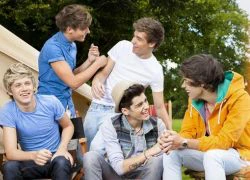 Single mới của One Direction bị nghi bắt chước