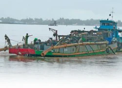 "Thủy chiến" trên sông Tiền