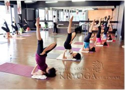 Trẻ Khỏe Gợi cảm hơn với Yoga