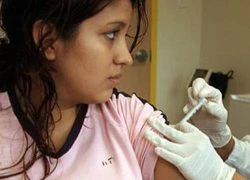 Vaccin H1N1 an toàn cho bà bầu và trẻ nhỏ