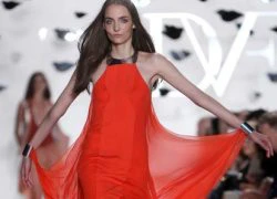 Xu hướng khoe da thịt xâm chiếm New York Fashion Week